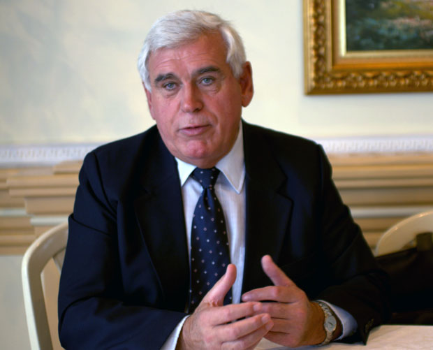 Наумили да раскомадају Србију са Власијем